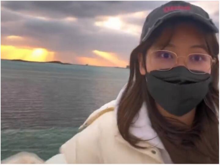 China Trending News 35 years old girl Buy Island in Okinawa Japan read offbeat news Trending: महज 34 साल की उम्र में इस चीनी लड़की ने खरीद लिया आइलैंड, वीडियो देख दुनिया कर रही सलाम