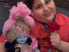 Delhi: 8 साल के अभिनव को लड्डू गोपाल से है बेहद प्रेम, ऐसे मना रहा है वैलेंटाईन वीक! इसे देख आप को भी होगा आश्चर्य