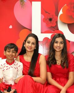 Actress Laya: అందాల తార లయ ఫ్యామిలీ పిక్స్ చూశారా?