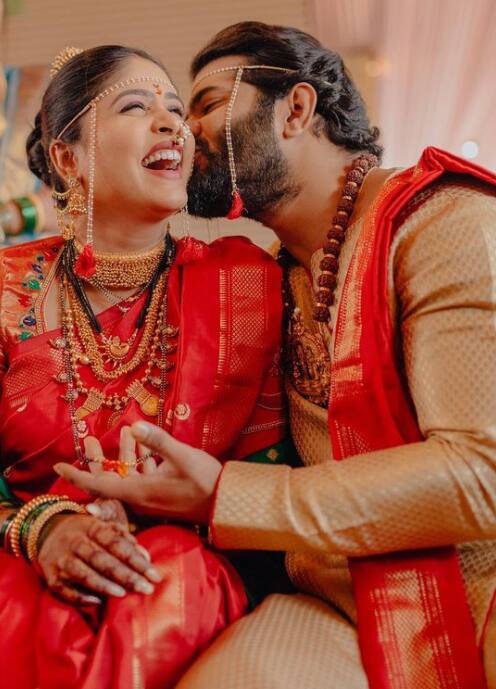 हार्दिकला अक्षयाने लगेचच होकार दिला. ती म्हणाली,'मला काही अडचण नाही, तू एकदा माझ्या घरी येऊन आई-बाबांसोबत बोल