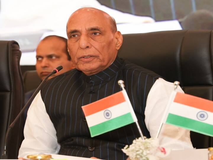 Rajnath Singh India soon produce indigenous Light Combat Aircraft LCA engines Minister of Defence Aero India DRDO Time To Ensure Indian Aircraft Fly With Indigenously Made Engines: Rajnath Singh