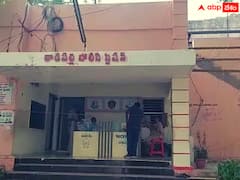 పోలీసులతో నిందితుడి ఫ్రెండ్‌షిప్‌- అంధురాలి హత్య కేసులో కొత్త కోణం!