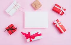 Valentines day: ਗਰਲਫ੍ਰੈਂਡ ਹੀ ਨਹੀਂ ਬੁਆਏਫ੍ਰੈਂਡ ਨੂੰ ਵੀ ਗਿਫਟ ਲੈਣ ਦਾ ਹੱਕ, ਤਾਂ ਤੁਸੀਂ ਇਹ ਗਿਫਟ ਦੇ ਕੇ ਬੁਆਏਫ੍ਰੈਂਡ ਨੂੰ ਕਰੋ ਖੁਸ਼