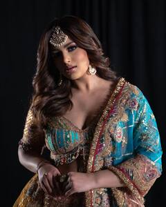 Harnaaz Kaur Sandhu: பிரபஞ்சத்தை அழகாக்கும் பிரபஞ்ச அழகி கவுரின் புகைப்படங்கள்