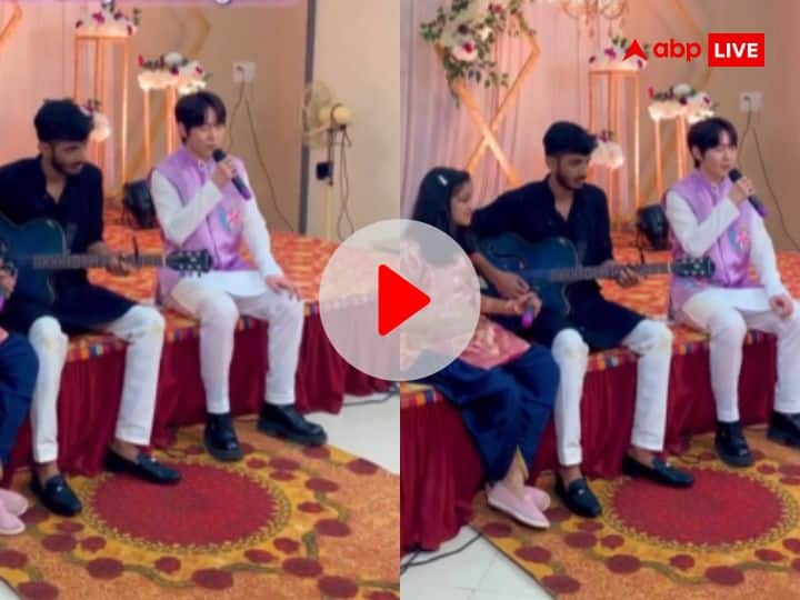 Watch Korean man sings Bollywood song kabira at Maharashtrian wedding video viral on social media Watch: महाराष्ट्र में देसी शादी में कोरियन लड़के ने अपने सुर से बांधा समां, सोशल मीडिया पर वायरल हुआ Video