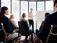 ये डिप्लोमा कोर्स कर लिया तो आईटी सेक्टर में नौकरी पक्की...बीटेक वालों से बेहतर मिलेगी सैलरी