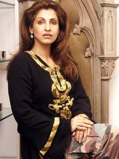 Bollywood Kisse: जब इंटीमेट सीन करते हुए बेकाबू हुआ ये एक्टर, डिंपल कपाड़िया को मेकअप रूम में पड़ा था छुपना