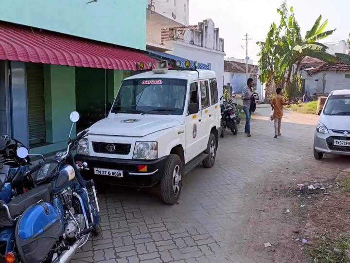 பழனி : நெய்க்காரபட்டியில் ராஜாமுகமது என்பவர் வீட்டில் என்ஐஏ அதிகாரிகள் சோதனை