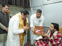 उमा भारती, कम्प्यूटर बाबा के बाद अब बागेश्वर सरकार; पॉलिटिकिल गेम का कौन कितना बड़ा खिलाड़ी?