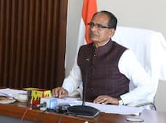 जबलपुर में नमामि नर्मदे प्रोजेक्ट पर CM शिवराज की बैठक, अधिकारियों को दिया DPR तैयार करने का निर्देश