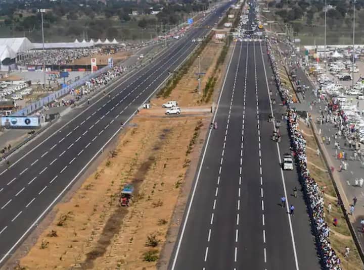PM Modi inaugurates Eight Lane Delhi Mumbai Expressway Now opens for Public Know toll Tax Facilities Delhi-Mumbai Expressway: दिल्ली-मुंबई एक्सप्रेसवे पर कितना लगेगा टोल, क्या-क्या सुविधाएं, जानें सबकुछ