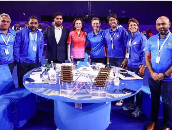 nita ambani said that we are very happy with our auction after wpl auction here know the complete 'ਮਹਿਲਾ ਕ੍ਰਿਕਟ ਨੂੰ ਬਦਲ ਦੇਵੇਗਾ WPL,  ਰੋਹਿਤ ਤੇ ਹਰਮਨਪ੍ਰੀਤ 'ਚ ਕਾਫੀ ਸਮਾਨਤਾਵਾਂ', ਨੀਲਾਮੀ ਤੋਂ ਬਾਅਦ MI ਦੀ ਮਾਲਕ ਨੀਤਾ ਅੰਬਾਨੀ ਦਾ ਬਿਆਨ