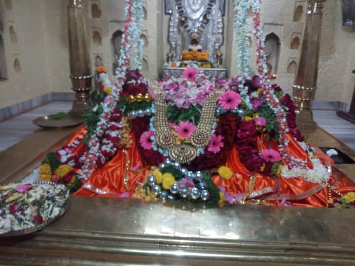 श्री समर्थ रामदास स्वामींचा समाधी दिन हा दासनवमी म्हणून साजरा करण्यात येतो.