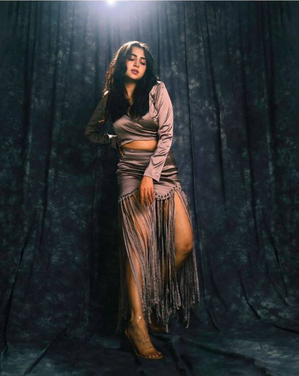 Tejasswi surely knows how to make a fashion statement