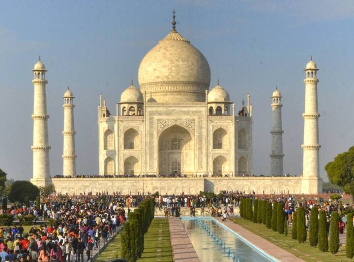 Agra make a plan to visit Taj Mahal this weekend, you will get free entry for three days Taj Mahal: आप भी परिवार के साथ ताजमहल देखने का बना लें प्लान, तीन दिन मिलेगी मुफ्त एंट्री