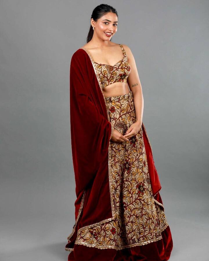 अभिनेत्री सप्तमी गौडा ही कांतारा या चित्रपटामुळे विशेष लोकप्रियता मिळाली. (Sapthami Gowda/instagram)