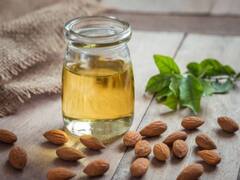 Almond oil : முகத்தை பராமரிக்க உதவும் பாதாம் எண்ணெய்... சில நன்மைகள்...