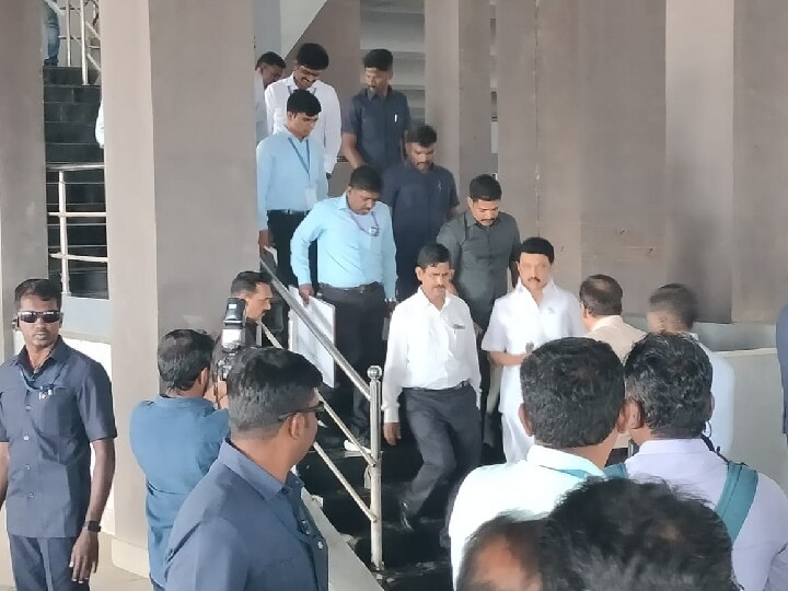 CM Inspection:சேலம் ஸ்மார்ட் சிட்டி திட்டப் பணிகள்: வட்டாட்சியர் அலுவலகத்தில் முதலமைச்சர் நேரில் ஆய்வு