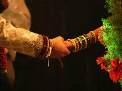 प्रेमी जोड़ी के 12 साल पुराने मोहब्बत को इस तरह मिला मुकाम, पुलिस ने थाने में ही करा दी शादी