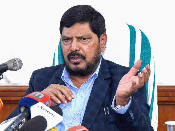 IIT Bombay Athawale Demands Thorough Probe Death Dalit Student Caste Bias Charge Union Minister Athawale Visits IIT Bombay Demands Thorough Probe Into Death Of Student And Caste Bias Charge