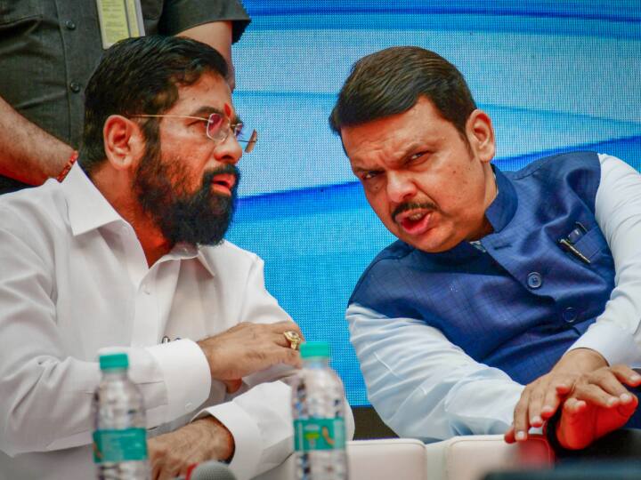 Maharashtra News: शिंदे-फडणवीस सरकार लगाएगी बॉलीवुड पर लगाम! जल्द जारी होंगे ये नियम Maharashtra Government Will implement new rule in film industry and entertainment sector Maharashtra News: शिंदे-फडणवीस सरकार लगाएगी बॉलीवुड पर लगाम! जल्द जारी होंगे ये नियम