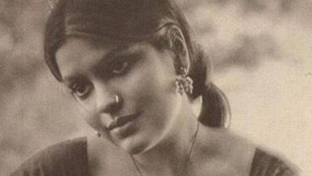 Zeenat Aman shares post from 'Satyam Shivam Sundaram' with message on obscenity Zeenat Aman: জিনাত আমনের 'অশ্লীলতার' পোস্টে সরগরম নেটদুনিয়া! কী লিখলেন তিনি?