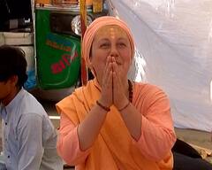 Mahashivratri 2023: ભવનાથમાં જામ્યો શિવરાત્રીના મેળાનો રંગ, રશિયન મહિલા સાધુ આકર્ષણનું કેન્દ્ર