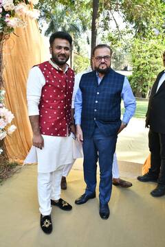 Swara Bhasker Engagement Pics:  कोर्ट मैरिज के बाद स्वरा भास्कर ने की फहद अहमद से सगाई, लंच पार्टी पर पहुंचे कई सेलेब्स