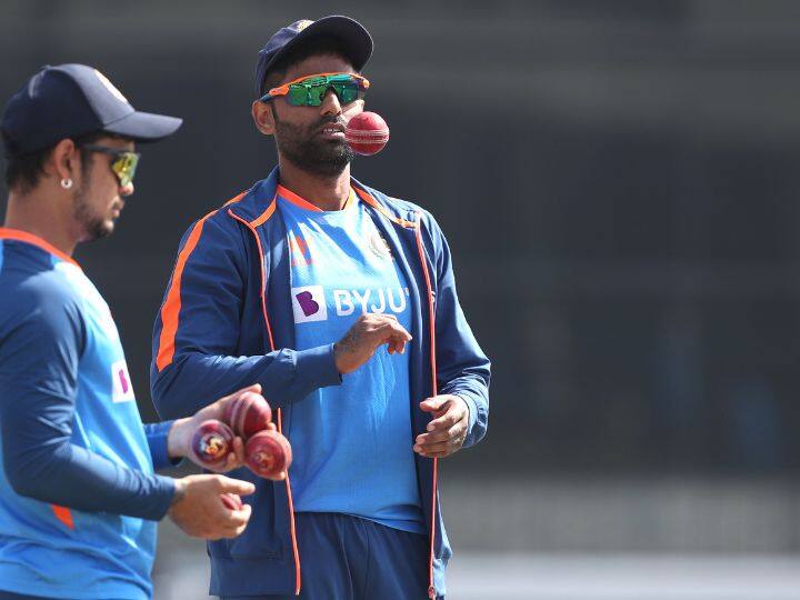 पहिला सामना नुकताच भारताने जिंकत मालिकेत 1-0 ची आघाडी घेतली आहे.