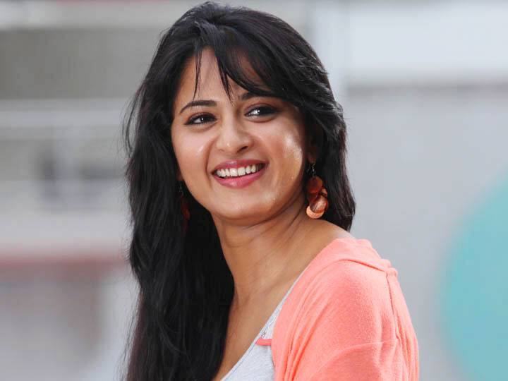 Actress Anushka: எனக்கு இந்த வியாதி இருக்கு.. வெளிப்படையாக சொன்ன அனுஷ்கா.. அதிர்ச்சியில் ரசிகர்கள்..!