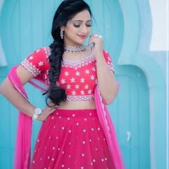 Ashika Gopal Padukone Photos: పింక్ డ్రెస్సులో మెరిసిపోతున్న 'త్రినయని' ఆషిక గోపాల్