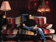 Unseen Pic Of Shah Rukh Khan Is Setting The Internet On Fire; Check Out