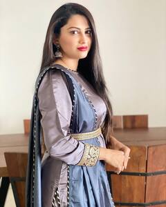 Saath Nibhaana Saathiya की ‘राशि’ की स्विम सूट में आईं ऐसी ग्लैमरस तस्वीरें, फैंस ने लिए मजे, बोले- ‘कोकिला मोदी तुम्हें…’