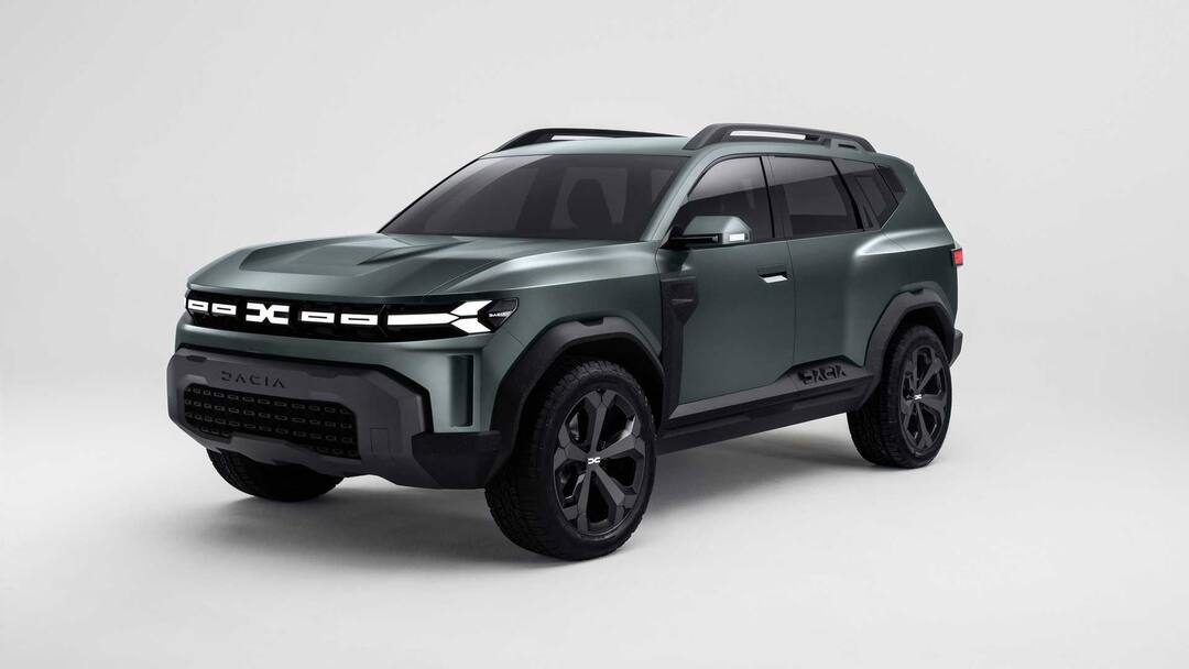 New Renault Cars Spied On Test In India New Duster To Triber Facelift Automobile News Renault Cars: பேரு மட்டுமில்ல, வண்டிங்க கூட வேற ரகம் தான் - ரெனால்டின் 4 கார்கள் - டஸ்டர விடு, பிக்ஸ்டர கவனி