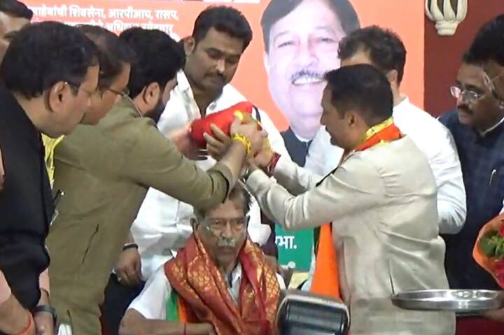 त्यानंतर त्यांनी प्रचारासाठी जाण्याचा निर्णय घेतला होता. त्याप्रमाणे संध्याकाळच्या कार्यक्रमात बापट उपस्थित आहेत.