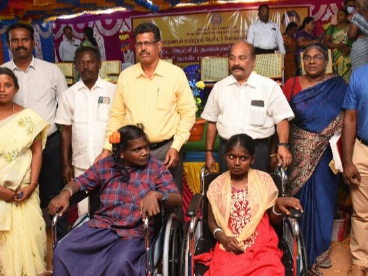 Karur: Government welfare program assistance to 357 beneficiaries in Human Justice Day camp TNN கரூர்: மனுநீதி நாள் முகாமில் 357 பயனாளிகளுக்கு அரசின் நலத்திட்ட உதவி