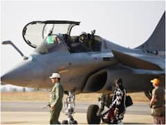 Aero India 2023: बीजेपी के इस सांसद ने राफेल फाइटर जेट में भरी उड़ान, देखिए तस्वीरें