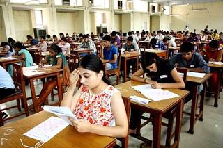 Exam: જાહેર પરીક્ષામાં ચોરી કરી તો મર્યા સમજો, જાણો કેટલા વર્ષની થશે સજા?