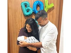 Photos: बेहद खूबसूरत और स्टाइलिश हैं मयंक अग्रवाल की वाइफ आशिता सूद, पढ़ें दोनों की दिलचस्प लव स्टोरी