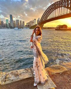 Sara Ali Khan Channels Her Inner Bharatiya Naari In Australia | SEE PICS