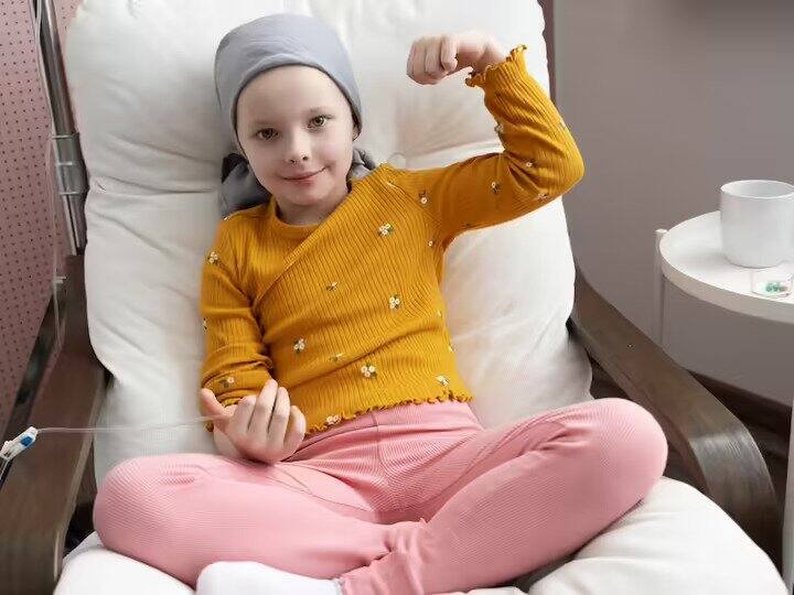 How to detect leukemia at an early age in children?  is it curable