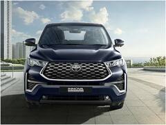 नई टोयोटा इनोवा क्रिस्टा के सभी वेरिएंट्स के फीचर्स की जानकारी आई सामने, जानिए कैसी है ये कार