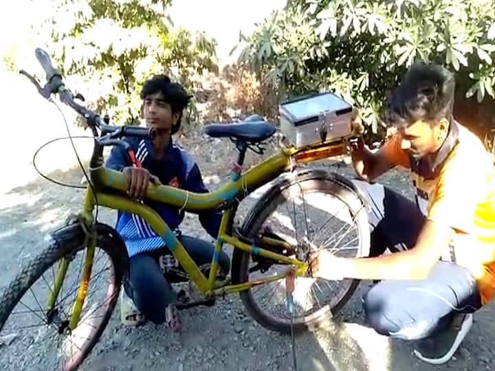 जवळपास पंधरा ते वीस हजार रुपये या सायकलला तयार करण्यासाठी खर्च येतो असे कौशिक आणि श्री यांनी सांगितले.