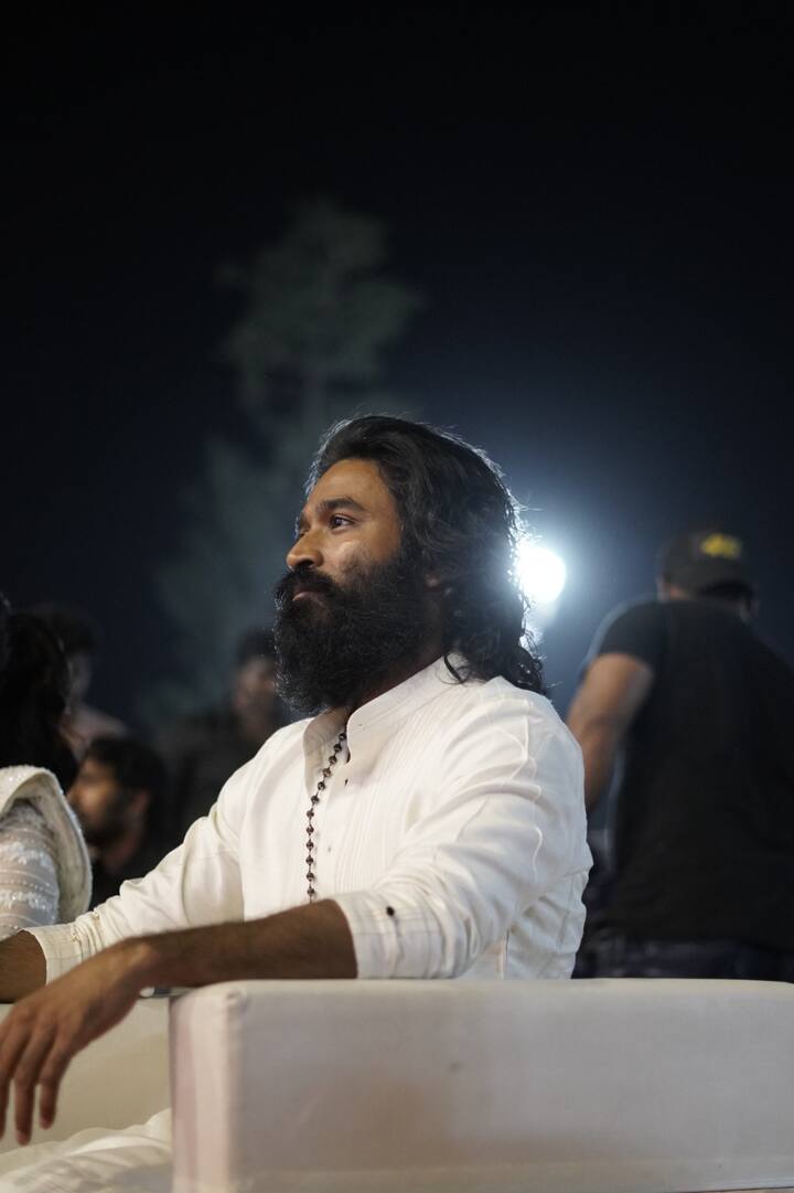 తమిళంలో 'వాతి'గా ప్రేక్షకుల ముందు వచ్చింది.