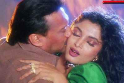 लेकिन अगर हम जैकी श्रॉफ की बात करें तो एक्ट्रेस ने उनके साथ भी रोमांस किया हुआ है. इतना ही नहीं इन तस्वीरों को देखने के बाद में साफ देखा जा सकता है कि एक्ट्रेस हद से गुजर चुकी हैं. (Photo- Instagram)