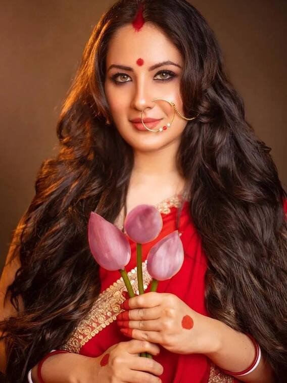 जब टीवी की पार्वती को इस हसीना ने किया था सरेआम लिप किस