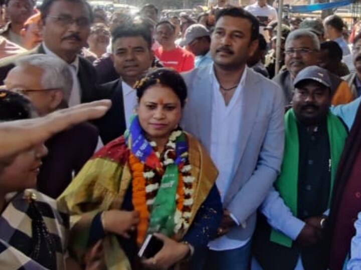 Ramgarh By Election Congress between candidate bajrang mahato and sunita chaudhary votting on 27 February Ramgarh Bypoll: नाक की लड़ाई बना रामगढ़ उपचुनाव, इन दो सियासी परिवारों के बीच मुकाबला