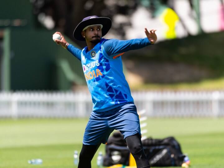 IND vs AUS 2nd Test: टीम इंडिया की प्लेइंग इलेवन में श्रेयस अय्यर को मिली जगह, पढ़ें किसे किया गया बाहर IND vs AUS 2nd Test Team India Playing 11 Shreyas Iyer Delhi Arun Jaitley stadium IND vs AUS 2nd Test: टीम इंडिया की प्लेइंग इलेवन में श्रेयस अय्यर को मिली जगह, पढ़ें किसे किया गया बाहर