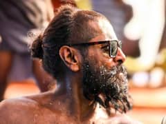 గుబురు గడ్డం, చిన్న పిలక - ఈ హీరోను గుర్తుపట్టారా?