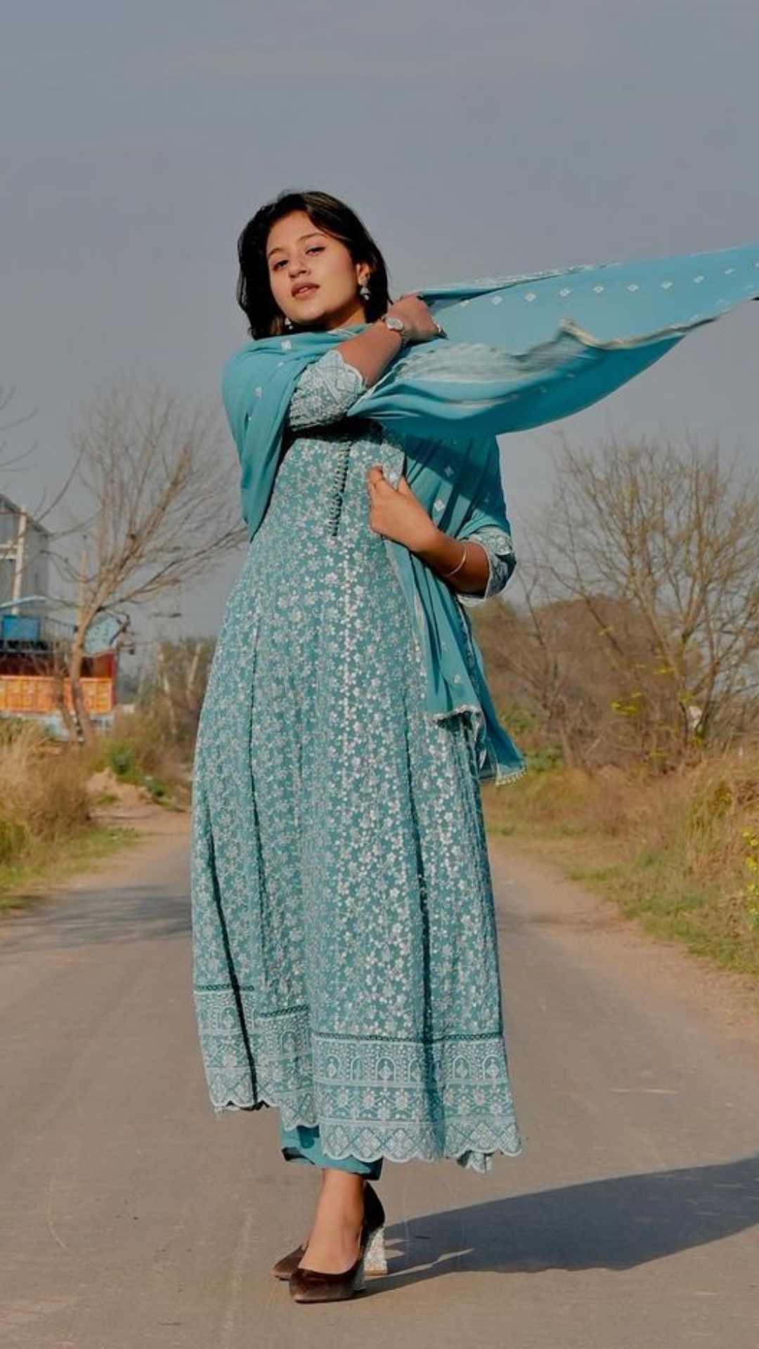 अंजलि का जन्म 3 नवंबर सन 1999 को पंजाब में हुआ था